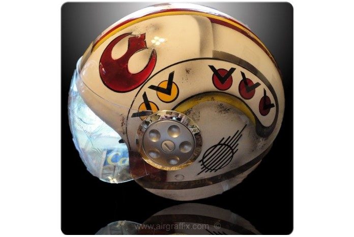xwing_bikehelmet_colour