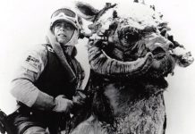 Creating A Galaxy: Making Tauntauns For ‘The Empire Strikes Back’