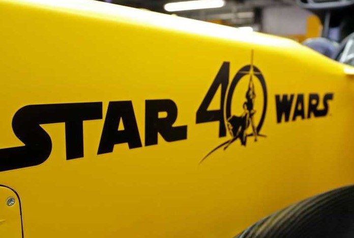formulaone_renault_COVER_1
