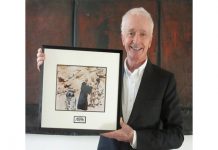 Anthony Daniels Donates Extremely Rare Signed Photograph For Charity