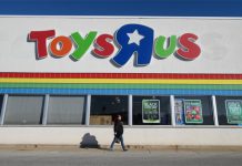 Walmart Wants To Replace Toys ‘R’ Us