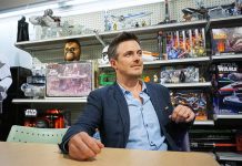 Hasbro’s Steve Evans On Black Series 6″ Mace Windu, TVC Poe Dameron, & More