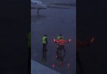 Watch Airport Workers Fight A ‘Star Wars’ Lightsaber Battle
