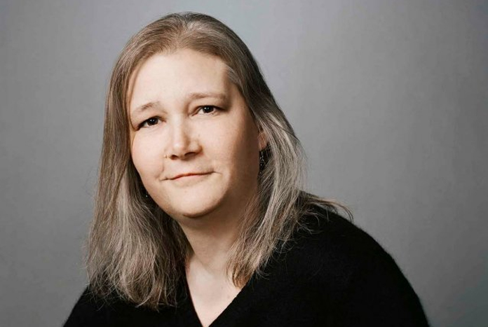 amy-hennig