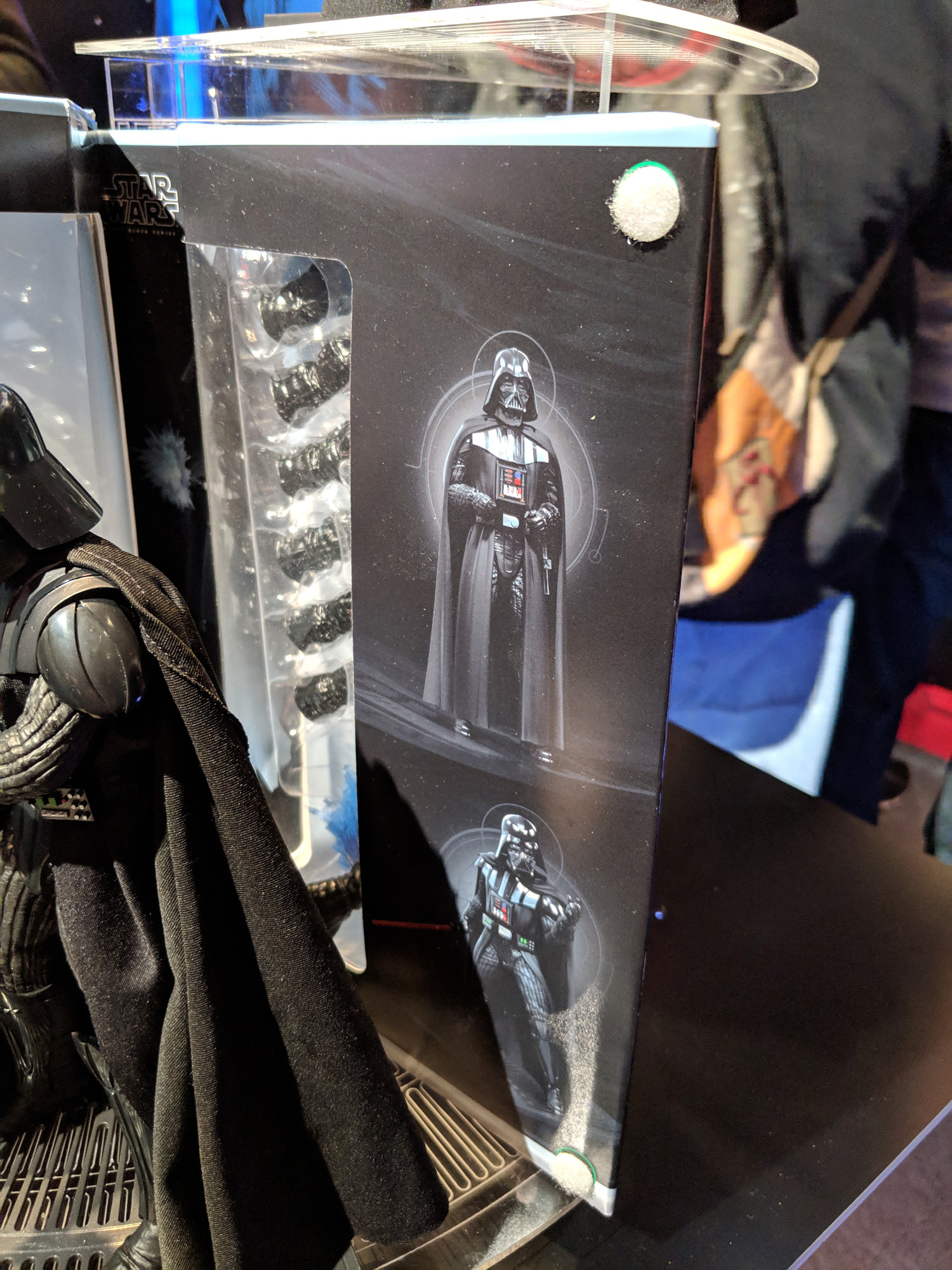 TFNY 2019: Hasbro - HyperReal 8-inch Darth Vader