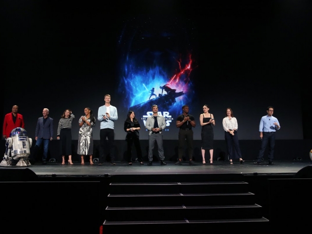 d23-expo-2019-tros-cast-photos-1