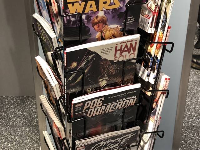 D350 - Review of New Disney Store Dedicated Star Wars and Marvel Shop