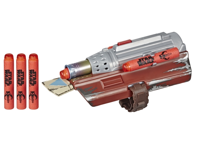 hasbro-press-images-mandalorian-gauntlet-2