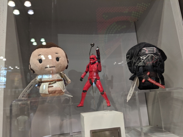 nycc-2019-hallmark-booth-1