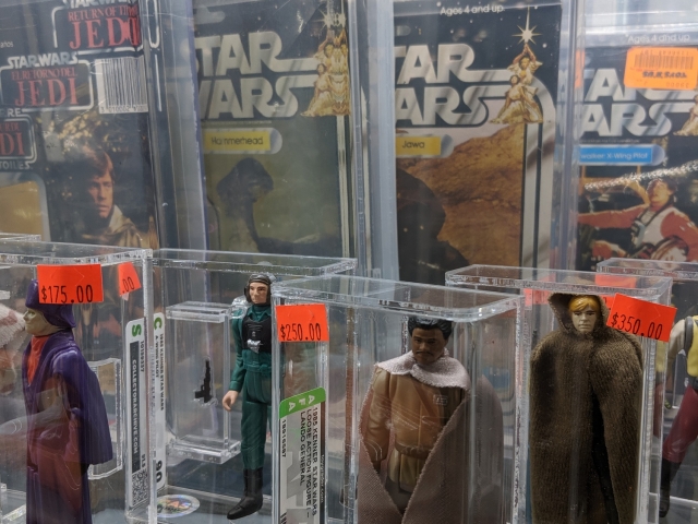 nycc-2019-misc-booth-photos (12)