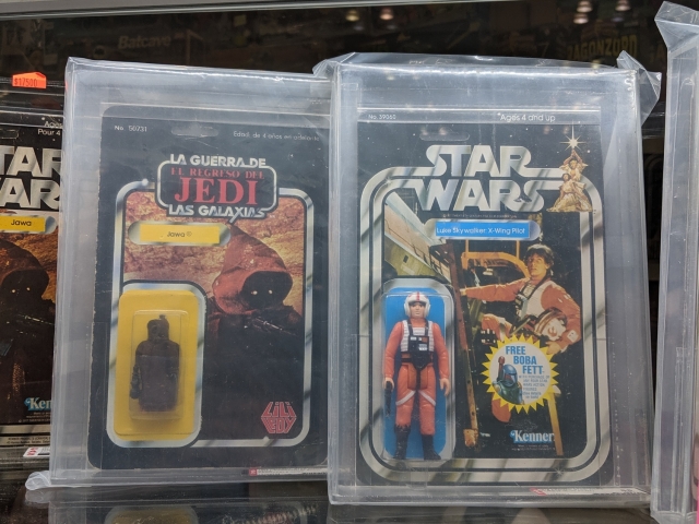 nycc-2019-misc-booth-photos (4)