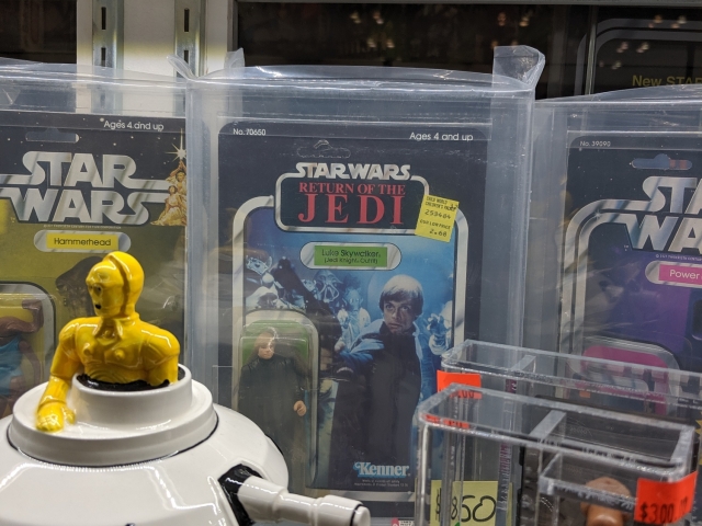 nycc-2019-misc-booth-photos (7)