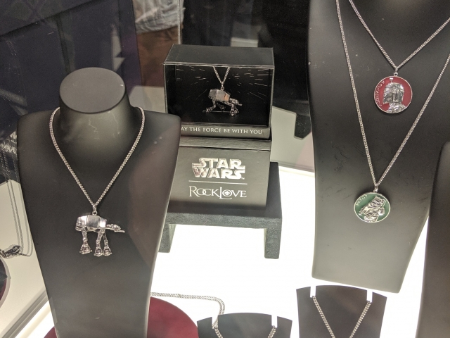 nycc-2019-rock-love-booth-5