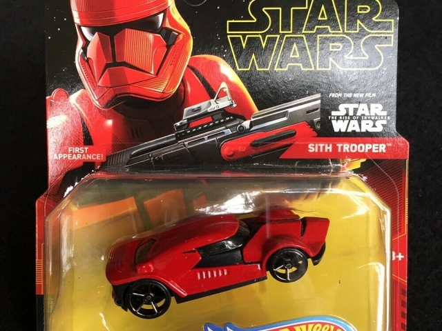 hot-wheels-sith-trooper-car-carded