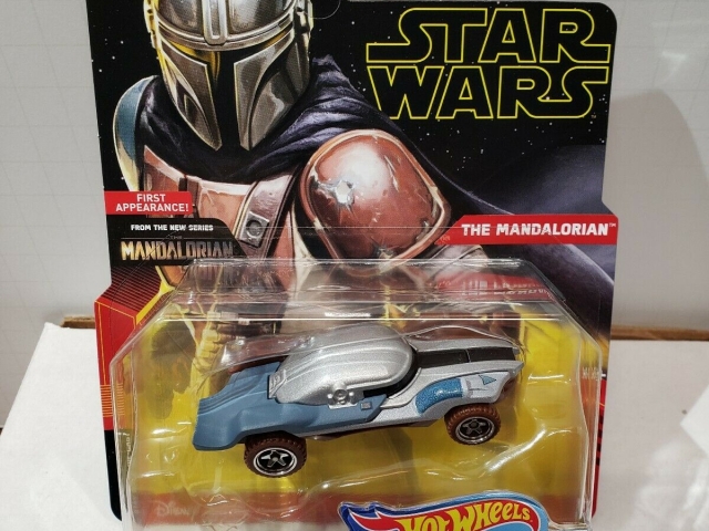 hot-wheels-the-mandalorian-car-carded