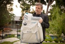 Mark Hamill Signed 25 Columbia Sportswear Light Side Challenger Jackets