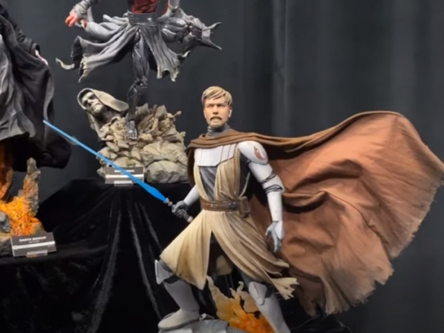 sideshow-con-2020-general-kenobi-mythos-statue-video-shots-1