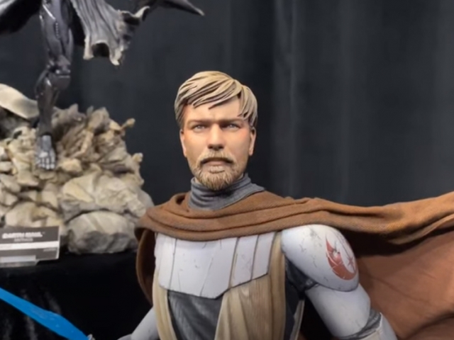 sideshow-con-2020-general-kenobi-mythos-statue-video-shots-2