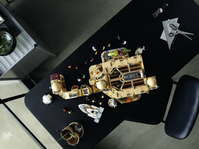 LEGO Star Wars Mos Eisley Cantina (#75290)