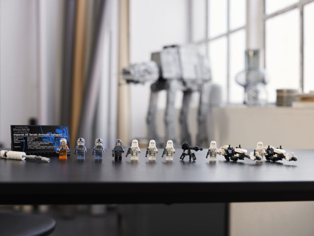 LEGO Star Wars Ultimate Collector Series AT-AT (#75313)