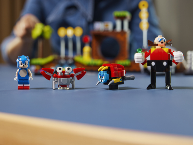 New LEGO Ideas Sonic the Hedgehog Green Hill Zone Set Launched (#21331)