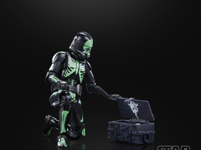 STAR WARS THE BLACK SERIES CLONE TROOPER (HALLOWEEN EDITION) 2