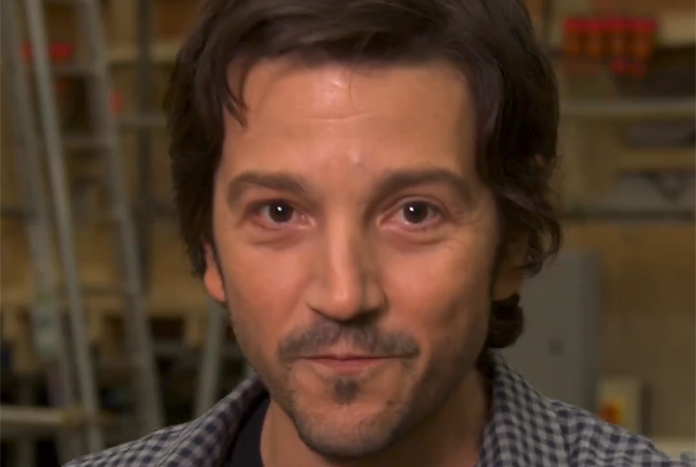 Diego Luna Thanks Fans Dec 2022