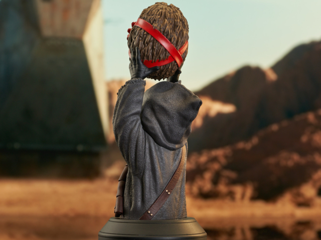 Mando_JawaHoliday_Bust_05__83352