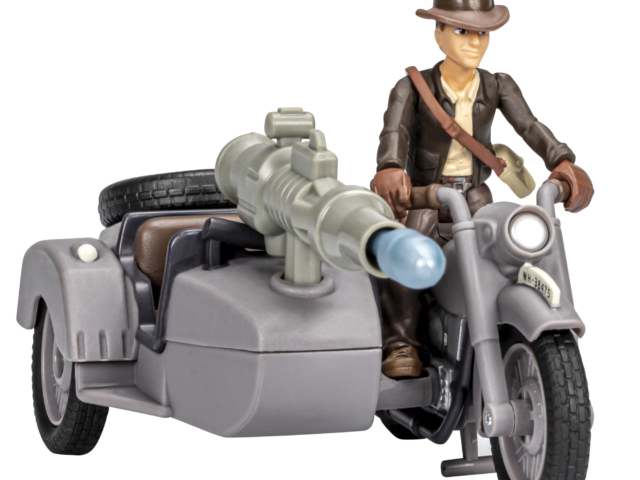 INDIANA JONES WORLDS OF ADVENTURE INDIANA JONES WITH MOTORCYCLE AND SIDECAR 7