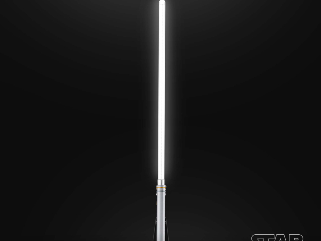 STAR WARS THE BLACK SERIES AHSOKA TANO FORCE FX ELITE ELECTRONIC LIGHTSABER 4