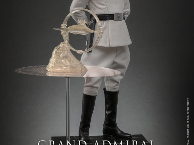 grand-admiral-thrawn_star-wars_gallery_02_Oct23