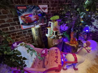 Disney_Xmas_London23_06