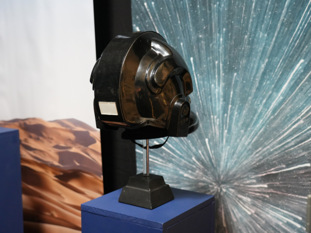 Propstore_StarWars_Indy_Nov23_05