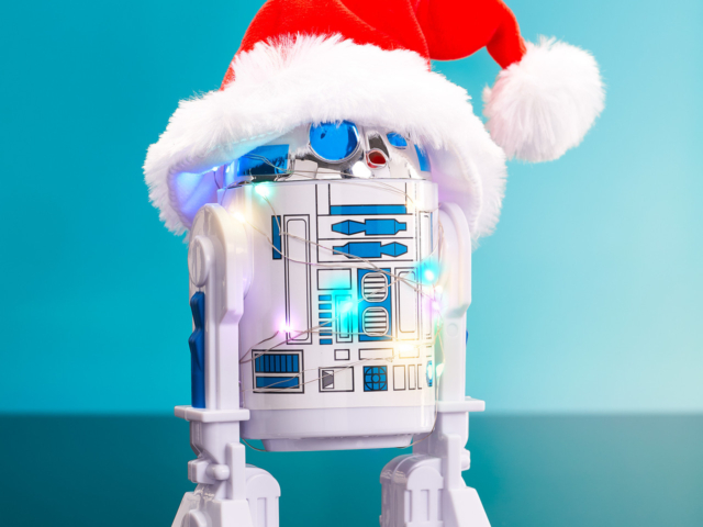 SW_JumboR2D2Xmas_AF_02_GG_Dec23