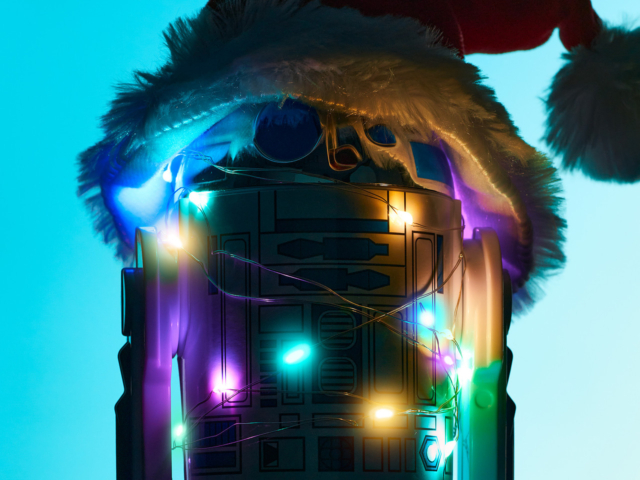 SW_JumboR2D2Xmas_AF_05_GG_Dec23
