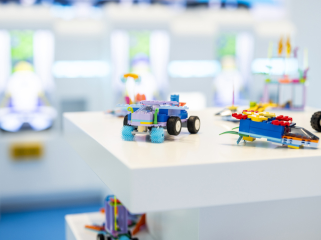 legohouse_buildthechange_84a0547_53494119977_o