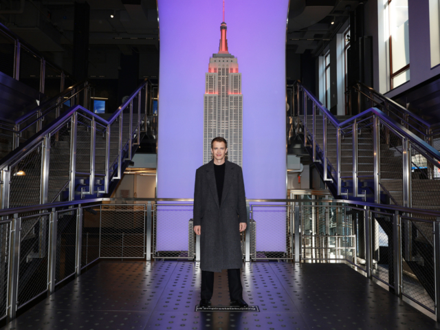 Empire State Building Lucasfilm Photo Opps (DAY)