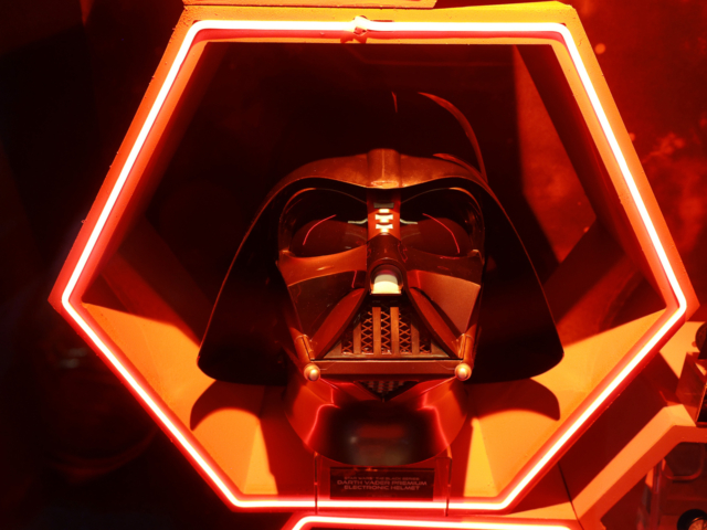 Empire State Building Lucasfilm Photo Opps (DAY)