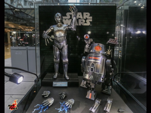 Hot_Toys_Power_Of_The_Dark_Side_Apr24_13