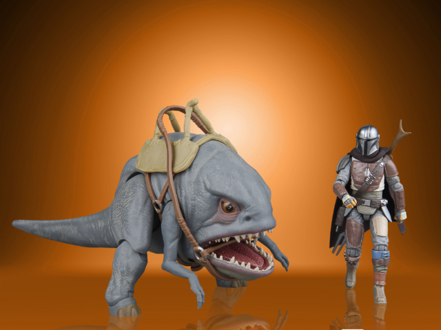 STAR WARS THE VINTAGE COLLECTION BLURRG & THE MANDALORIAN 17