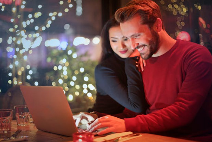 Festive Couple Aug24