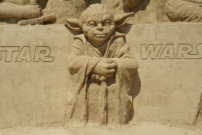 Star Wars Sand Sculpture Apr25