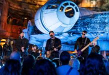 Good Charlotte ‘Fairytale of New York’ at Star Wars: Galaxy’s Edge
