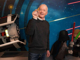 Anthony Daniels at Nuremberg Toy Fair to Help Launch LEGO SMART Play Compatible Sets