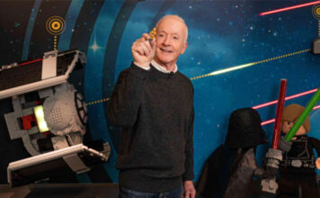 Anthony Daniels at Nuremberg Toy Fair to Help Launch LEGO SMART Play Compatible Sets