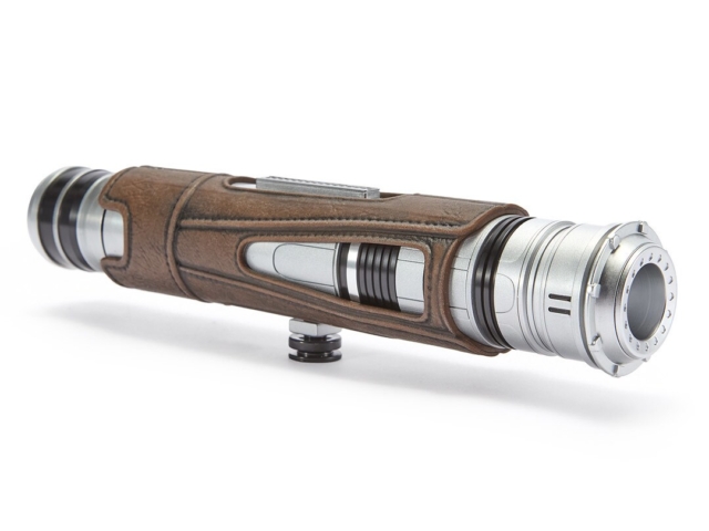 legacy-lightsaber-devon-izara-announce-devon-hilt_06