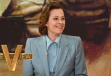 Sigourney Weaver Takes Charge in The Mandalorian and Grogu | The View