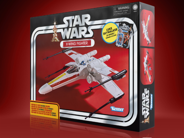 STAR WARS THE VINTAGE COLLECTION X-WING FIGHTER AND LUKE SKYWALKER (X-WING) (2)